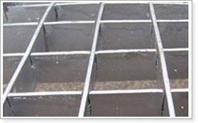 供應(yīng)專業(yè)插接鋼格板、重負(fù)荷鋼格板——奧程鋼格板廠解決方案